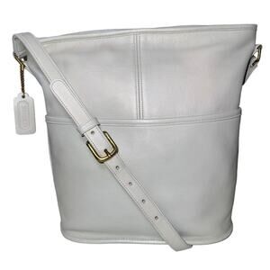 Vintage COACH BLEECKER Bucket Duffel Bone Color Crossbody Bag